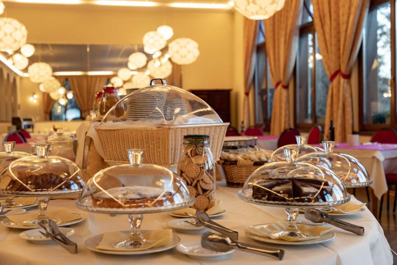 Hotel Salegg Сиуси Екстериор снимка