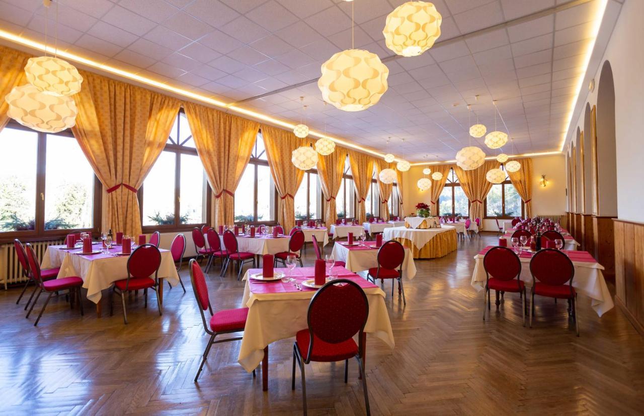 Hotel Salegg Сиуси Екстериор снимка